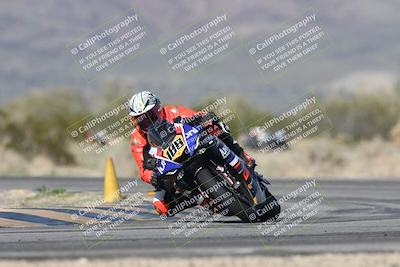 media/Jan-15-2026-Racers Edge (Thu) [[dfebeb70ab]]/2-A Group/Session 5 (Turn 5)/